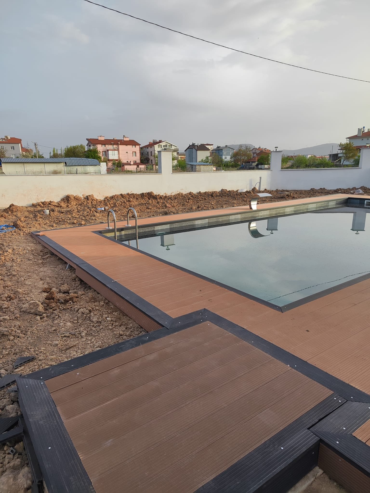 Kompozit Deck Uygulamaları — EkinDeck Tekirdağ